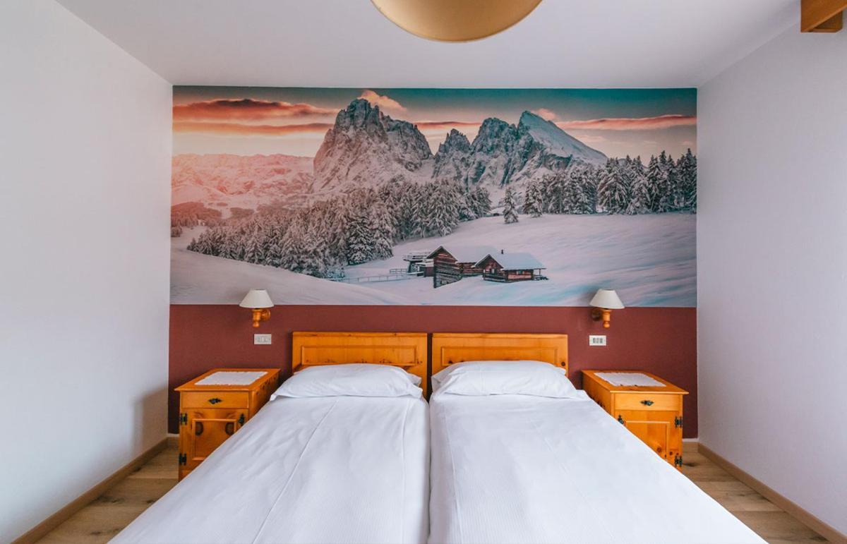 Hotel Garni Rosengarten Pera Luaran gambar